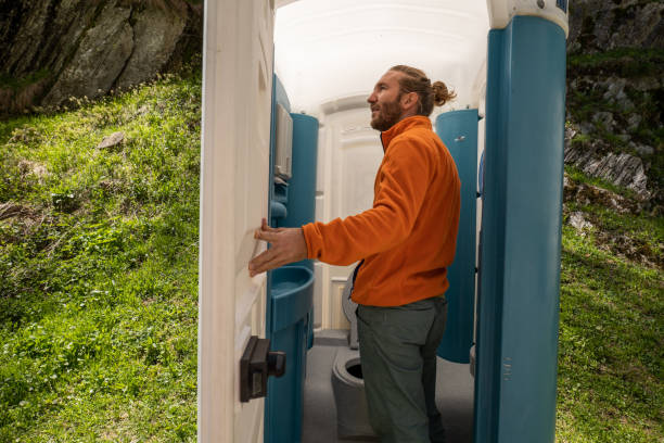 Best Construction site porta potty rental  in Lake Andes, SD